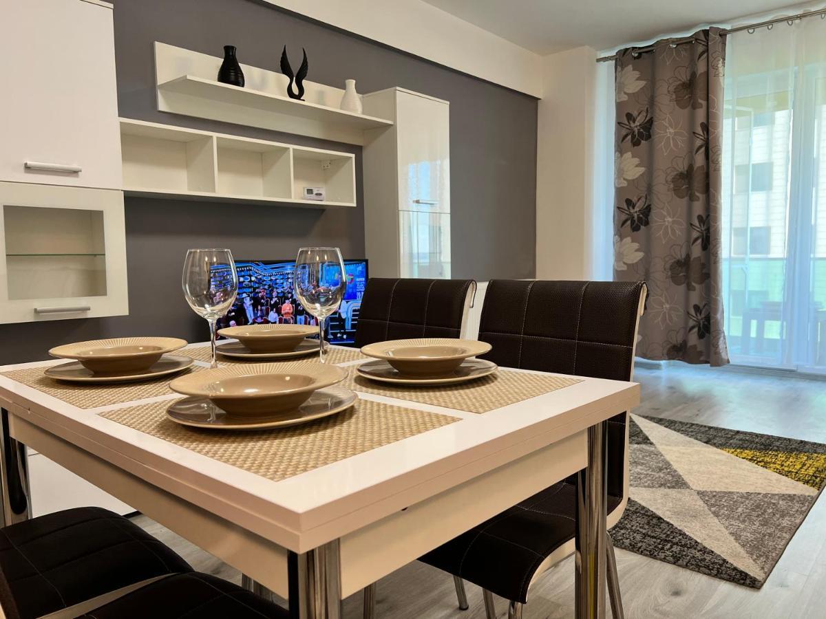 Apartment Robedy Мамая Экстерьер фото