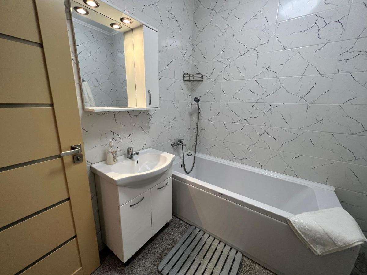 Apartment Robedy Мамая Экстерьер фото